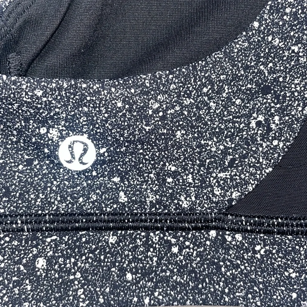 Lululemon Invigorate Bra Luminesce Splatter Mesh Back White Black / Black Size 4